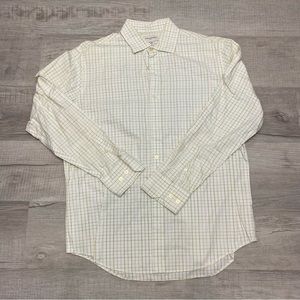 Banana Republic button down shirt - Size M